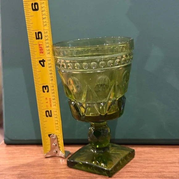 Vintage Green Glass Dessert Cups Goblets - Picture 4 of 6